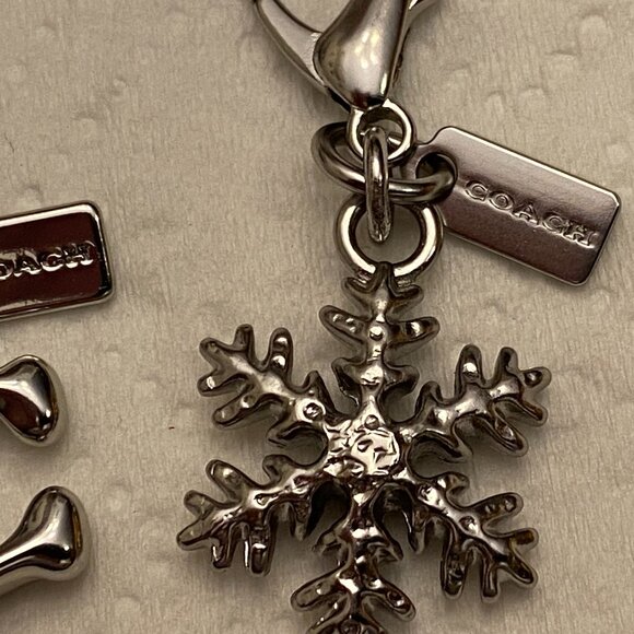 2 Auth COACH Hang Charms. Metal. For keyring, Zip pull, Bracelet Wallet etc NEW - Picture 4 of 5